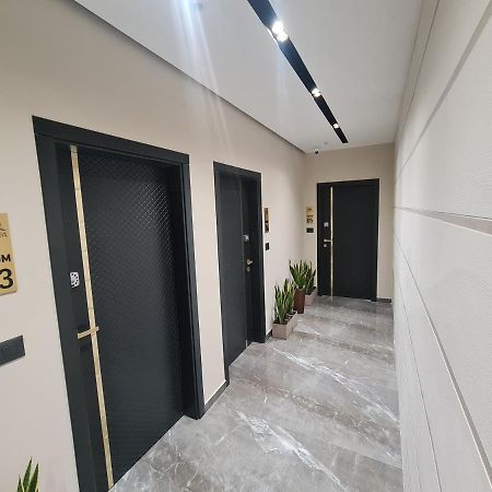 La Mirage Apartment 04 Тирана Экстерьер фото